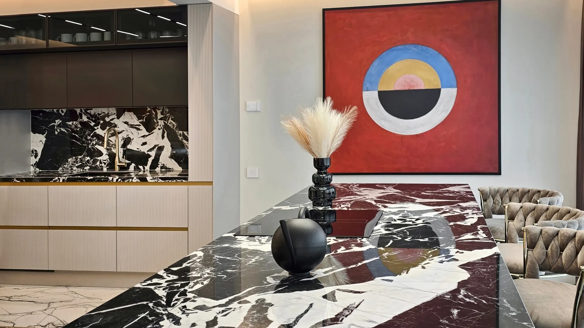 Luxury interior design in Bucharest by architect and interior designer Laurentiu Paicu